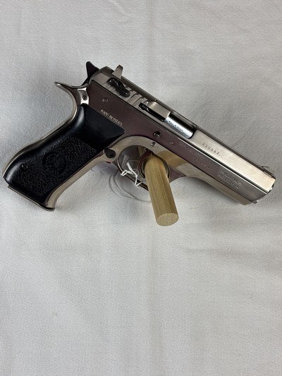 IMI JERICHO 941 - Image 1 of 4
