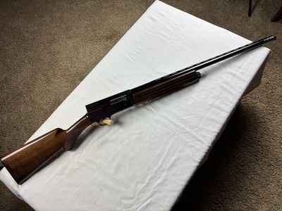 BROWNING LIGHT TWELVE A5 SEMI AUTO 12 GA - EXCELLENT CONDITION - Image 2 of 11