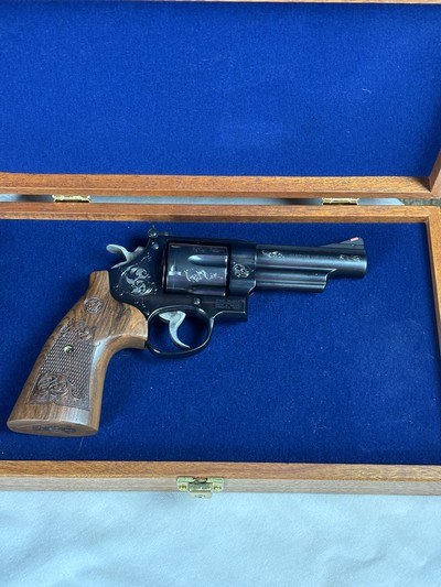 SMITH & WESSON MODEL 29 ENGRAVED WITH CASE - 44 MAGNUM - NEW IN BOX - Image 13 of 14