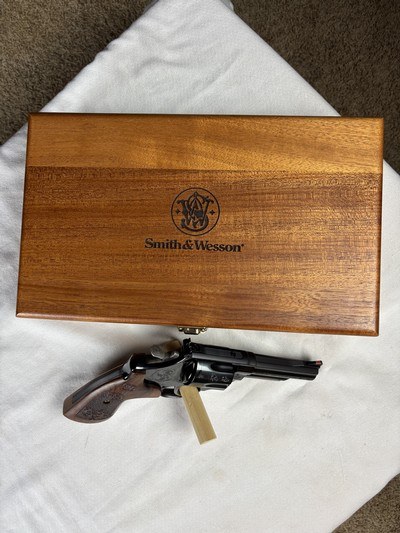 SMITH & WESSON MODEL 29 ENGRAVED WITH CASE - 44 MAGNUM - NEW IN BOX - Image 14 of 14