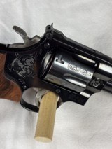 SMITH & WESSON MODEL 29 ENGRAVED WITH CASE - 44 MAGNUM - NEW IN BOX - Image 4 of 14