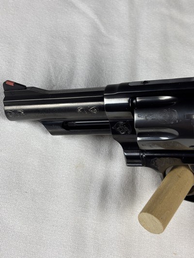 SMITH & WESSON MODEL 29 ENGRAVED WITH CASE - 44 MAGNUM - NEW IN BOX - Image 6 of 14