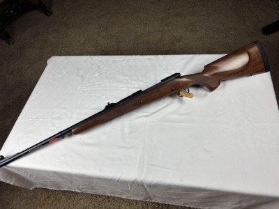 WINCHESTER MODEL 70 SAFARI EXPRESS - 375 H&H - NEW IN BOX - Image 1 of 8