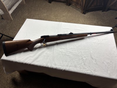 WINCHESTER MODEL 70 SAFARI EXPRESS - 375 H&H - NEW IN BOX - Image 2 of 8