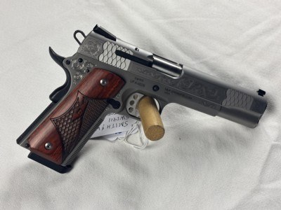 SMITH & WESSON 1911MACHINE ENGRAVED 45ACP - NEW IN BOX - Image 2 of 5