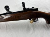 WEATHERBY MARK V DELUXE - 300 WBY MAG - EXCELLENT CONDITION - Image 9 of 11
