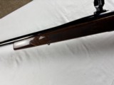 WEATHERBY MARK V DELUXE - 300 WBY MAG - EXCELLENT CONDITION - Image 8 of 11