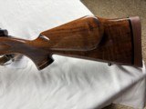 WEATHERBY MARK V DELUXE - 300 WBY MAG - EXCELLENT CONDITION - Image 10 of 11