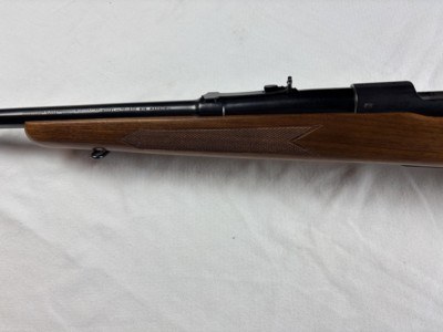 WINCHESTER MODEL 70 PRE 1964 - 300 WIN MAG - Image 4 of 10