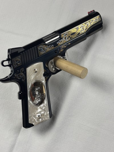 COLT O1973CCS-EPI 38 SUPER - EL POTRO RAMPANTE SERIES - Image 1 of 8