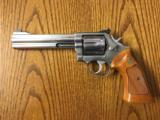 SMITH & WESSON 686 NO DASH . 357 MAGNUM- 2 of 4