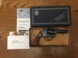 SMITH & WESSON MODEL 36-1 (3”HB)
MINT IN BOX
- 2 of 6