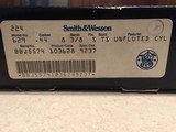 SMITH & WESSON
629-2 BRAND NEW / OLD STOCK (RARE) - 2 of 8