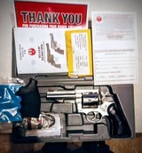 RUGER REDHAWK
.44 MAGNUM 4" BARREL NEW IN BOX - 1 of 5