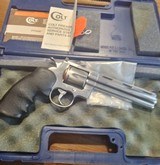 Colt Python Elite , 6
