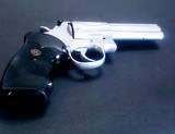 SMITH & WESSON
M 686 CS-1 RARE 4