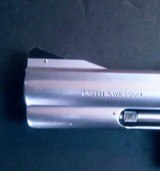 SMITH & WESSON
M 686 CS-1 RARE 4