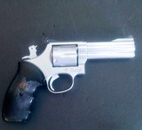 SMITH & WESSON
M 686 CS-1 RARE 4