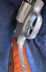 Rare Smith & Wesson Model 686 CS1 Mint Condition - 4 of 5