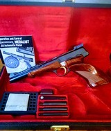 Browning medalist made in Belgium As new - Image 3 of 11