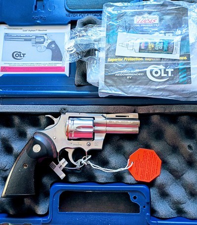 COLT PYTHON 357 MAGNUM 3 - Image 1 of 4