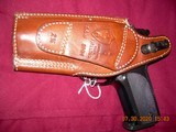 Smith & Wesson 59 DA/SA
cal 9mm (9x19) high capacity 17 rd magazine and safariland holster - 1 of 6