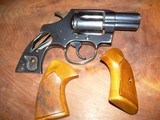 Colt Detective Special 2" in ? .38 Special! Blue and wraparound walnut grips - 8 of 12