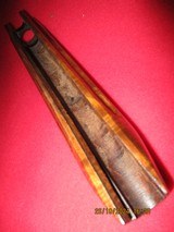 Target shotgun forearm, beavertail, checkered, gloss finish, great walnut figure, for the Rem 58 and 878 auto 12ga - 3 of 5