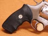 Colt Anaconda 6-inch Stainless 44 Magnum w/ BOX - 6 of 12