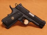 Wilson CQB Compact 1911 Grey/Black Gray 45 ACP - 5 of 11