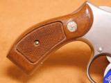 Smith and Wesson S&W Model 64-3 38 Spl w/ BOX - 7 of 15