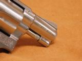 Smith and Wesson S&W Model 60 Stainless 38 Spl 2-inch - 11 of 11