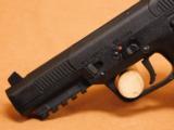 FNH Five-seveN Black, Adjustable Sights 5.7x28 - 4 of 11