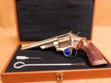 Smith and Wesson S&W 29-2 44 Magnum w/ Case - 1 of 18