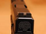 Glock G22 Gen3 RTF2 (MOD 1 CUSTOM) 40 S&W 22 - 8 of 10