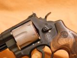 Smith and Wesson S&W Model 329PD 44 Magnum 163414 - 3 of 10