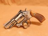 Smith and Wesson S&W Model 19-5 Nickel Magnum 2.5" - 1 of 10
