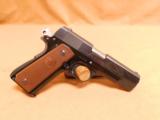 Colt 1911 Lightweight Commander Pre-Series 70 - 2 of 14