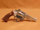Smith and Wesson S&W Model 19-4 Combat Magnum - 7 of 16