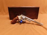 Smith and Wesson S&W Model 29-5 44 Magnum w/ Case - 2 of 15