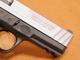LNIB Smith & Wesson Model SD9 VE Sigma 9mm - 9 of 11