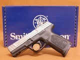 LNIB Smith & Wesson Model SD9 VE Sigma 9mm - 1 of 11