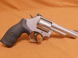 Smith & Wesson Model 69 (.44 Magnum) w/ Box - 5 of 11