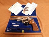 Smith & Wesson Model 29-2 w/ Presentation Case (.44 Magnum) - 1 of 15