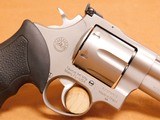 Taurus 44 Matte Stainless (4-inch, 44 Magnum) - 9 of 11