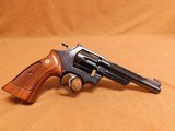 Smith & Wesson Model 27-2 (Three-Screw 6-inch w/ Presentation Case) - 10 of 19