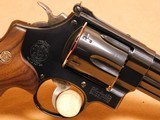 Smith & Wesson Model 29-10 Classic w/ Presentation Case - 8 of 11