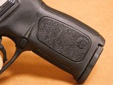 Smith & Wesson Model SD9 VE - 2 of 10
