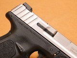 Smith & Wesson Model SD9 VE - 7 of 10