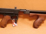 LIKE NEW Auto-Ordnance Thompson Model 1927A1 Deluxe (Tommy Gun) - 4 of 13